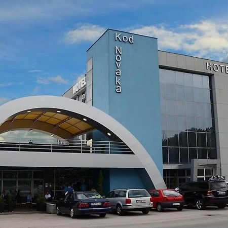 Hotel Novak ซวอร์นิก ภายนอก รูปภาพ